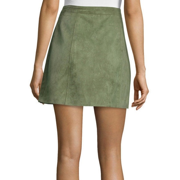 I 🖤 Ronson Faux-Suede Military Skirt - Picture 2 of 3